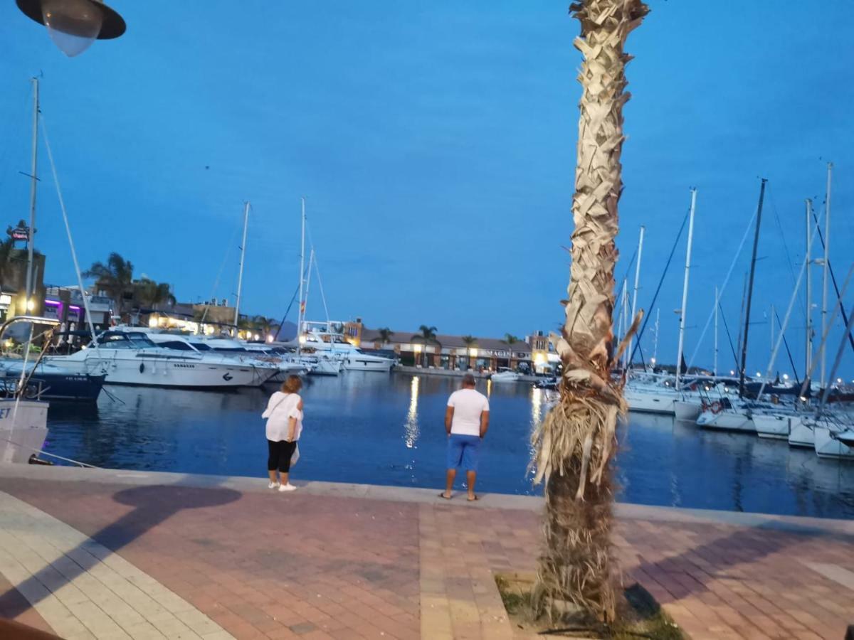 Ferienwohnung Apartamento En El Centro Del El Puerto de Mazarrón Exterior foto